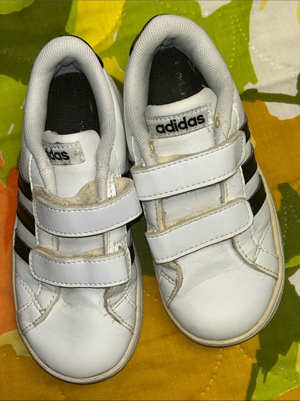 adidas White and Black Kids Velcro Sneakers 9K